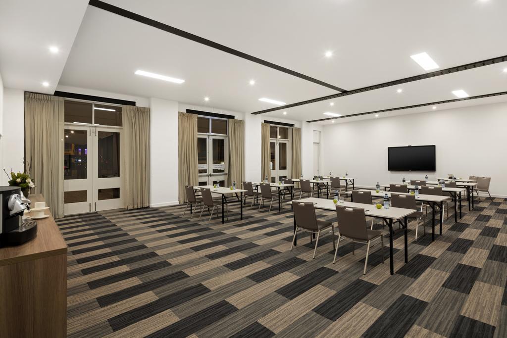 Quest Newcastle West Aparthotel Exterior foto