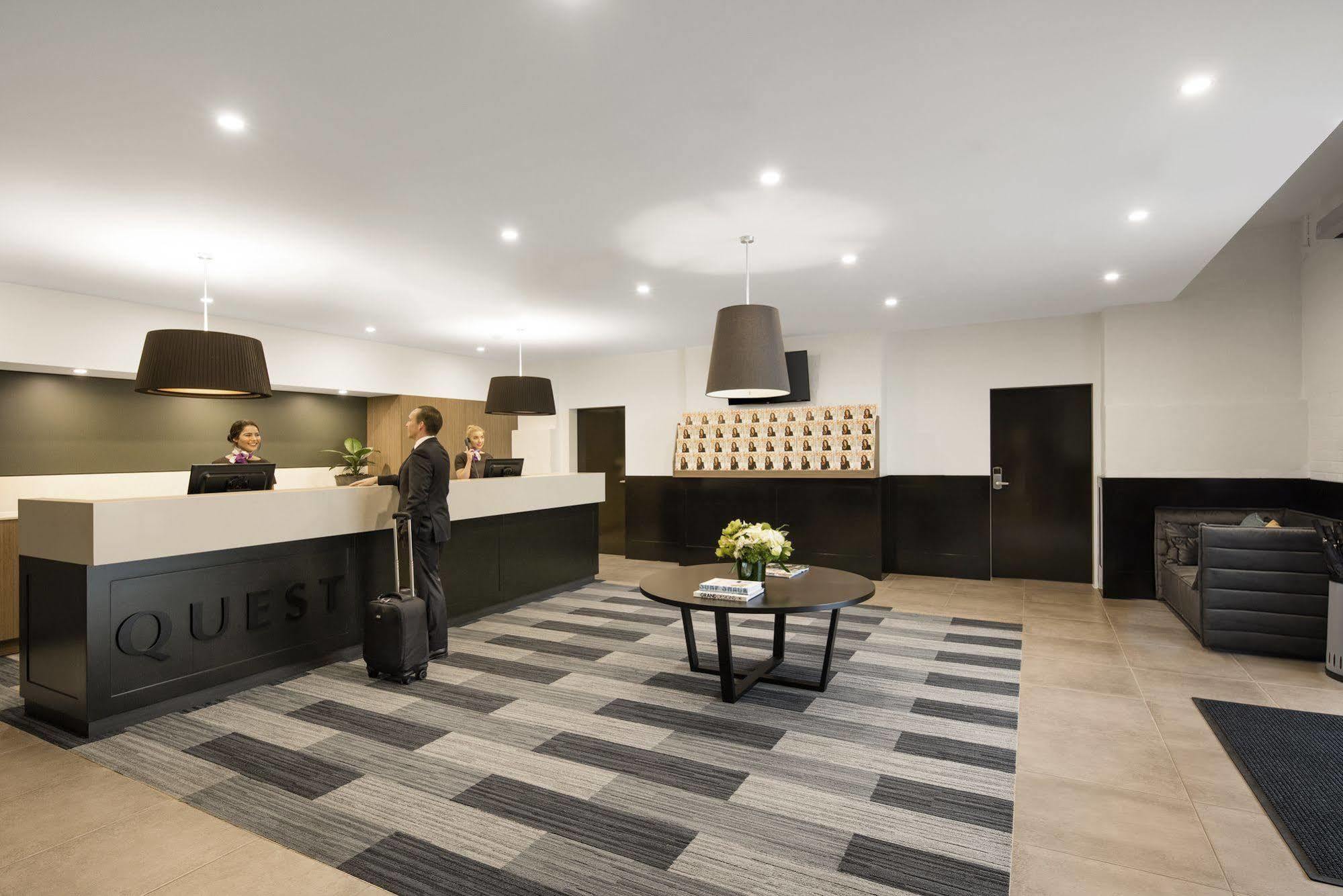 Quest Newcastle West Aparthotel Exterior foto