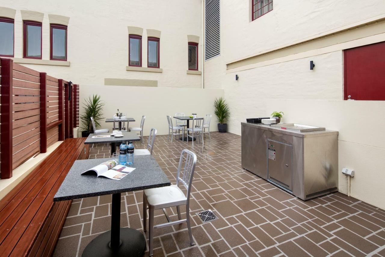 Quest Newcastle West Aparthotel Exterior foto